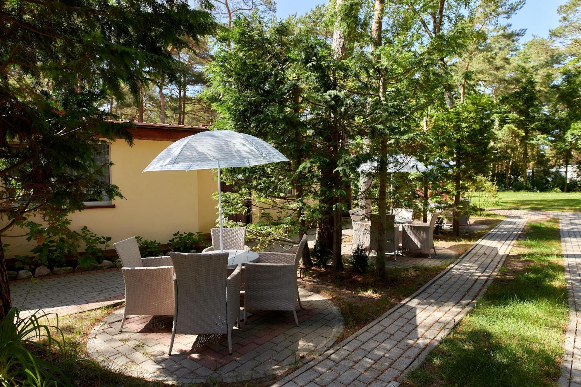Osrodek Wypoczynkowy Relaks I Apartamenty Leba Bagian luar foto