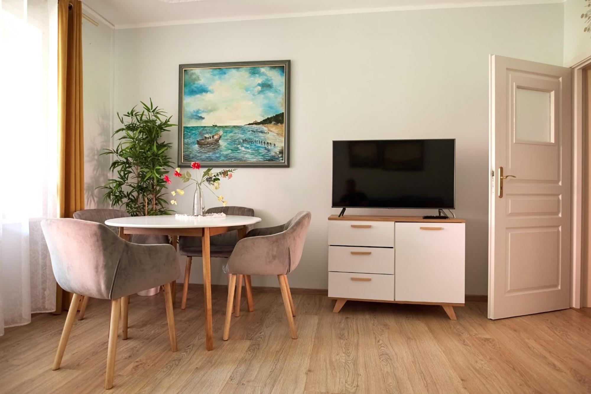 Osrodek Wypoczynkowy Relaks I Apartamenty Leba Bagian luar foto